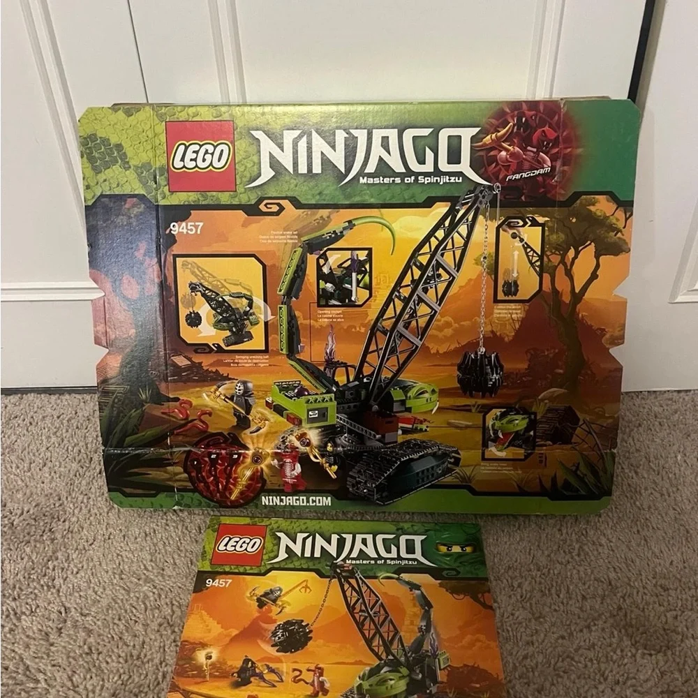 Lego Ninjago Green and Black Fangpyre Wrecking Ball Set - Picture 2 of 2